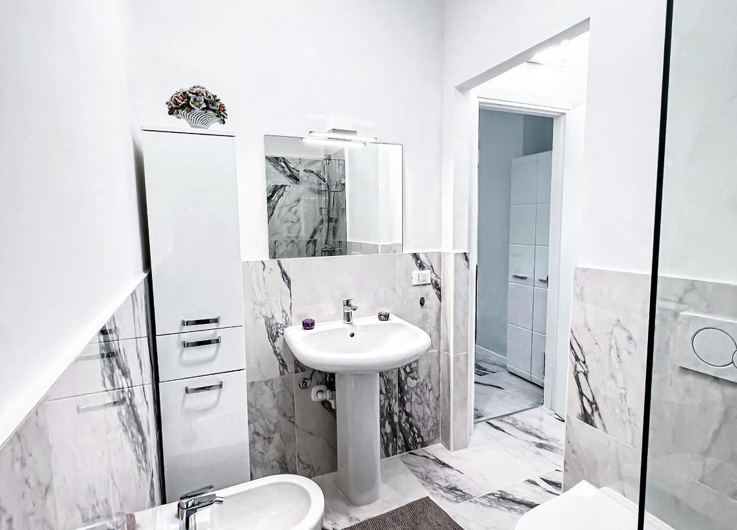 Luxurioese Wohnung In Herzens Von Sanremo 0*,  Italy