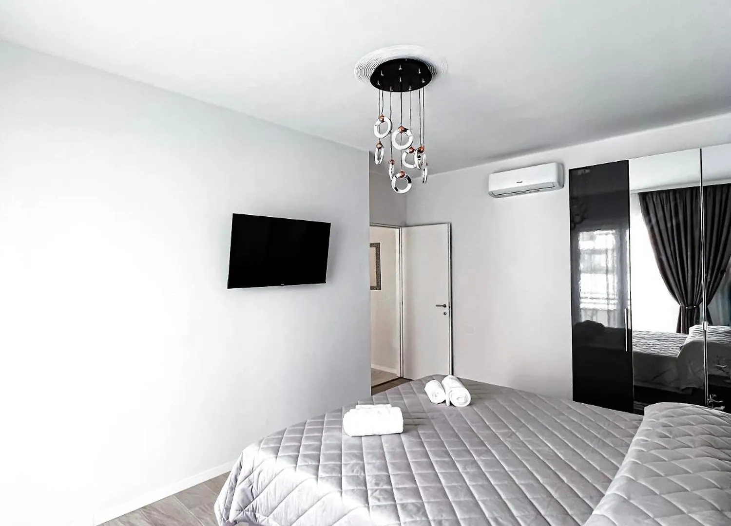 Luxurioese Wohnung In Herzens Von Sanremo Apartment