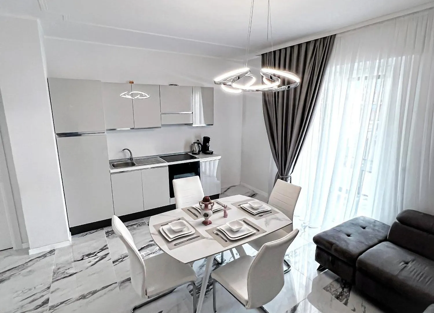 Apartment Luxurioese Wohnung In Herzens Von Sanremo